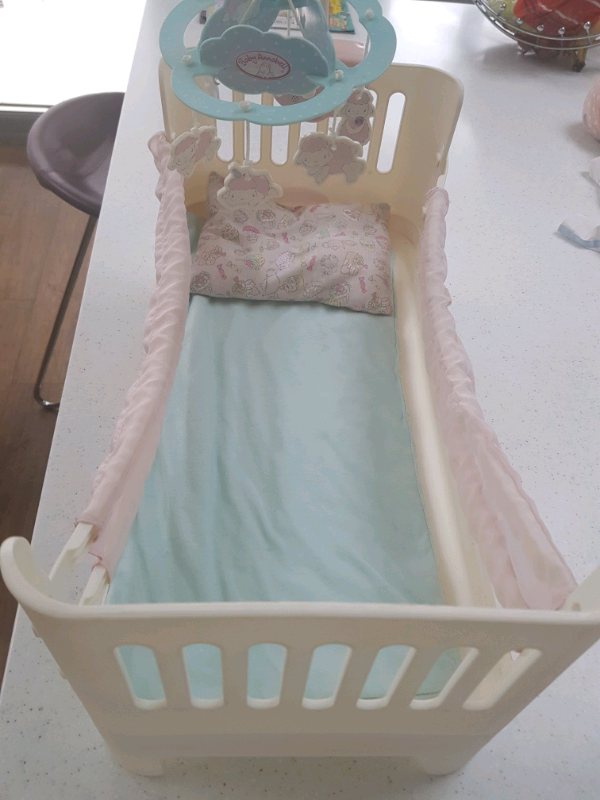 baby annabell cot the entertainer